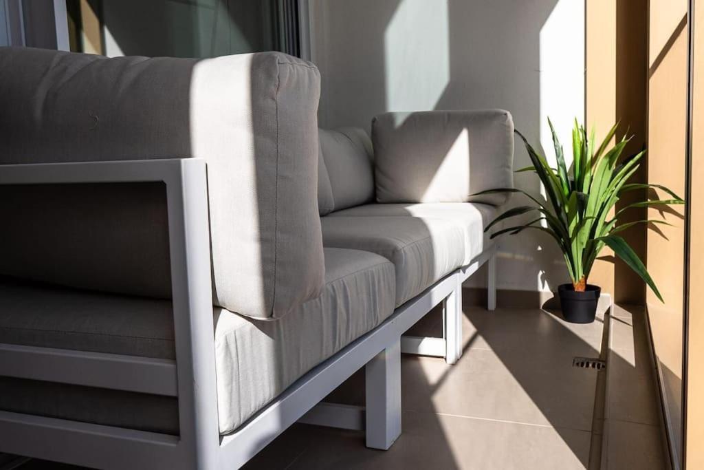 Intempo The First Apartment Benidorm Bagian luar foto